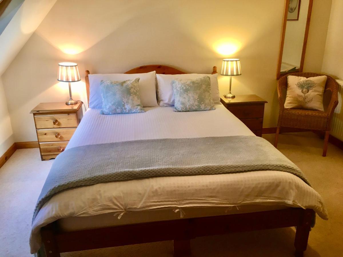 White Cottage B&B North Kessock 외부 사진