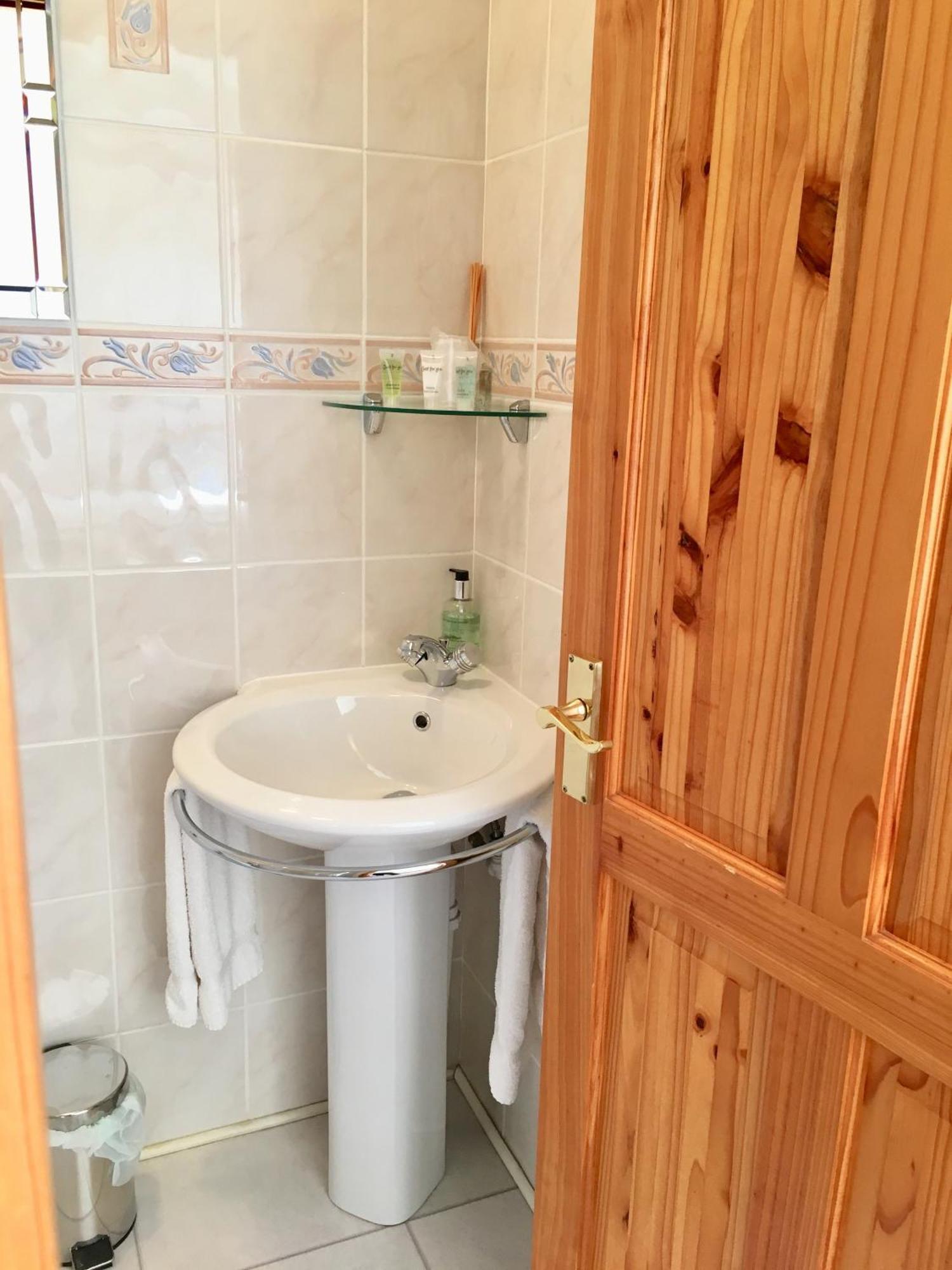 White Cottage B&B North Kessock 외부 사진